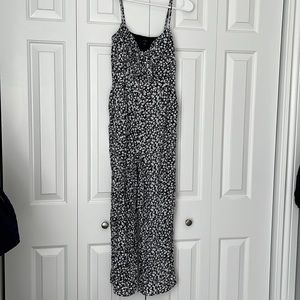 JCrew navy blue and white floral wide leg jumpsuit. Size 0 petite. Worn 1 time.
